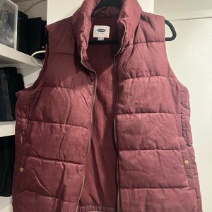 womens maroon vest
